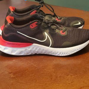 Nike Renew Men's Running Shoe Size 12